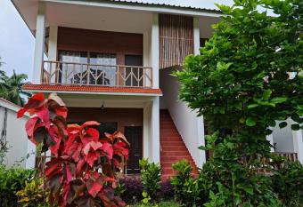 Hotel Exotica Squares has Balcony rooms