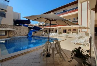 Tropicanas Hotel e Eventos allows 18 year olds to book a room