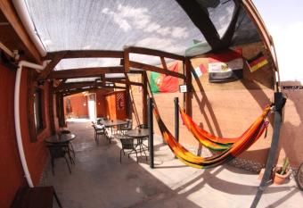 Hostal Campo Base has Balcony rooms