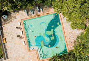 The Eco Palace Hostel allows 18 year olds to book a room