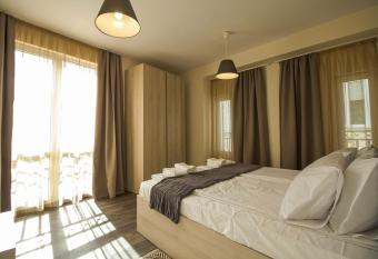 Mini Sofia has Balcony rooms