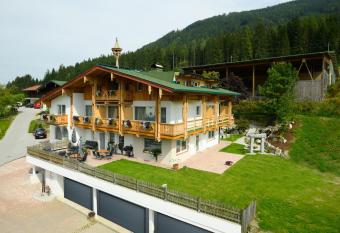 Landhotel Anna has Balcony rooms