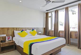 Itsy By Treebo - O3 allows 18 year olds to book a room