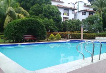 Hoster  a tropical la florida has Balcony rooms