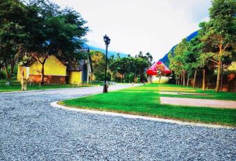 Mushroom Forest Guesthouse Camping Site has Balcony rooms