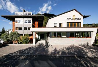 Ciasa de Munt Lifestyle Living has Balcony rooms