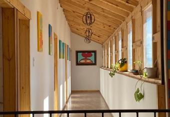 Todos Los Glaciares allows 18 year olds to book a room