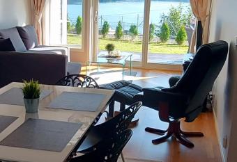 Bj  rnestrand Fjordside View has Balcony rooms