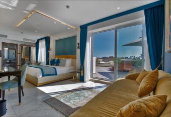 Palazzo Rosaria Boutique Hotel has Balcony rooms