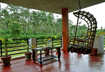 Rainy Cloud Homestay - Plantation View has Balcony rooms