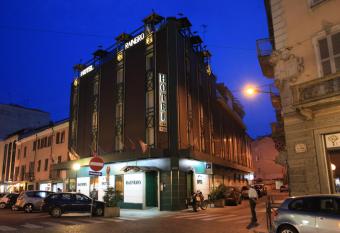 Hotel Rainero allows 18 year olds to book a room