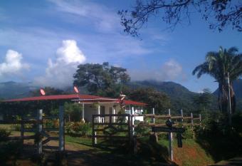 Coffee Mountain Inn has Balcony rooms