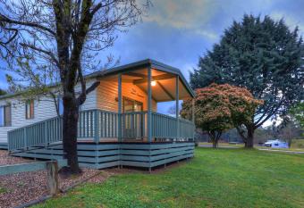 Beechworth Lake Sambell Caravan Park allows 18 year olds to book a room