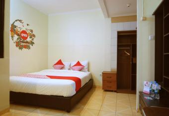 Vaccinated Staff - OYO 196 Horizone Residence allows 18 year olds to book a room