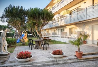 Yachting residence has Balcony rooms