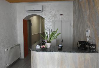 Albano Station Rooms has Balcony rooms