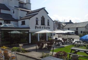 The Pack o  Cards allows 18 year olds to book a room