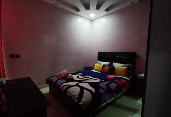 chambre priv   a  roport Mohamed 5 has Smoking rooms