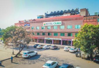 Hotel Cama has Balcony rooms