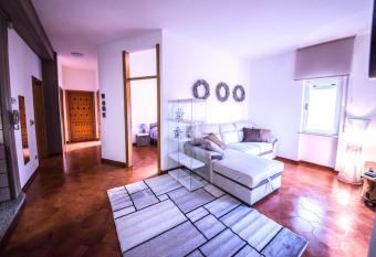 Lake & Family has Balcony rooms