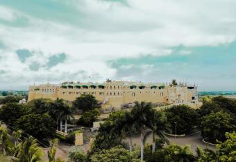 Heritage Khirasara Palace has Balcony rooms