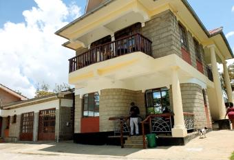 Merinja Guest House has Balcony rooms