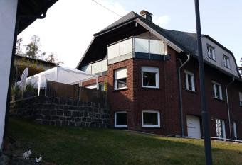 Gaestehaus Savo allows 18 year olds to book a room