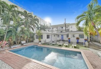 Casa Gaby Apartments Part of the Oasis Casita Collection allows 18 year olds to book a room