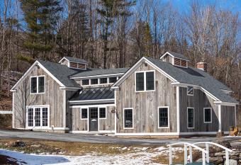 The Barnstead Inn has rooms with a private hot tub
