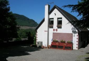 Darroch View B&B allows 18 year olds to book a room