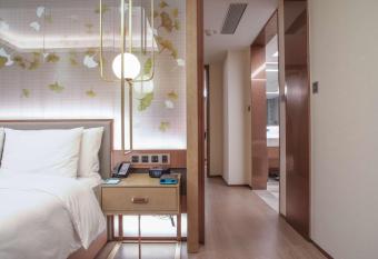 Radisson Suzhou allows 18 year olds to book a room