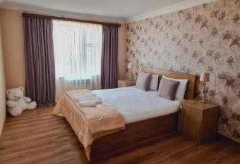 Seva Vegetarian Guesthouse in Byurakan has Balcony rooms