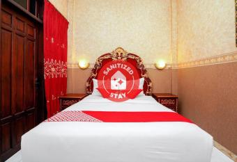 OYO 231 Hotel Andita Syariah allows 18 year olds to book a room