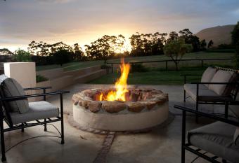 Blue Gum Country Estate has Balcony rooms