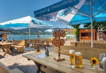 Seehotel zur Post has Balcony rooms