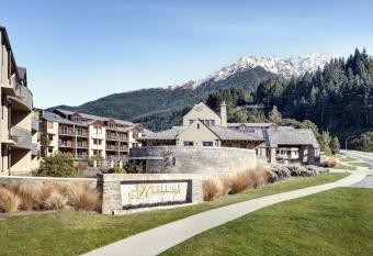 Heritage Queenstown has Balcony rooms