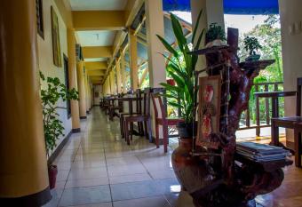 Remari Tourist Inn has Balcony rooms