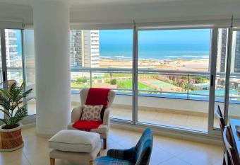 South Beach Apartment allows 18 year olds to book a room