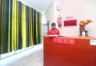 OYO Flagship 18570 Hotel Jazz allows 18 year olds to book a room