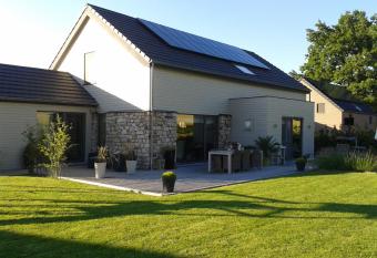 B&B Maison Pierreuse has Balcony rooms