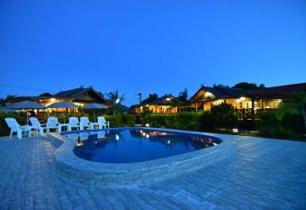 Linda s Place has Balcony rooms