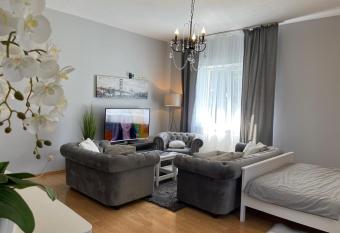 Vila has rooms with a private hot tub