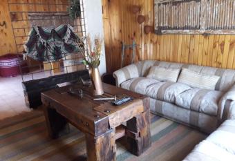 Hostal Arce Marr  n allows 18 year olds to book a room