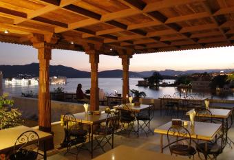 Kankarwa Haveli has Balcony rooms