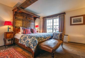 Byfords allows 18 year olds to book a room