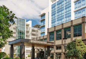 Hyatt Centric Mountain View allows 18 year olds to book a room