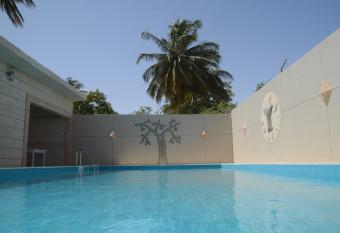 Hotel La Perle allows 18 year olds to book a room