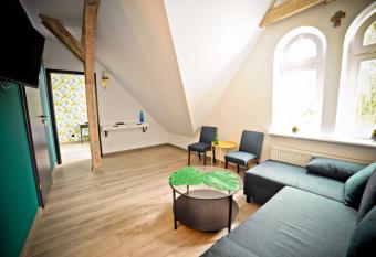 Grand Apartments - Superior Loft Apartment allows 18 year olds to book a room