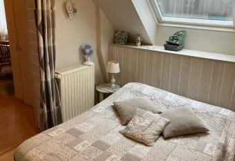 Caux-Breizh has Balcony rooms