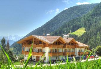 Hotel Gsieserhof has Balcony rooms
